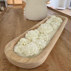 Hamdmade flower shaped wood bowl candle- Natural Soy Wax- Boho home decor